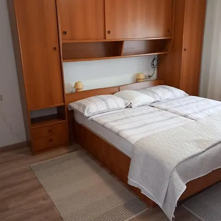 Olivia * ポレッチ